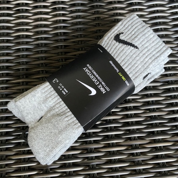 Nike Socks Everyday Cushioned Crew 3 pairs socks set - Picture 11 of 16